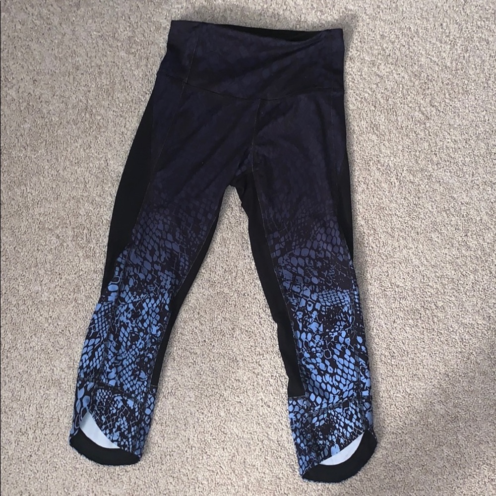 New Champion blue ombré patterned leggings!